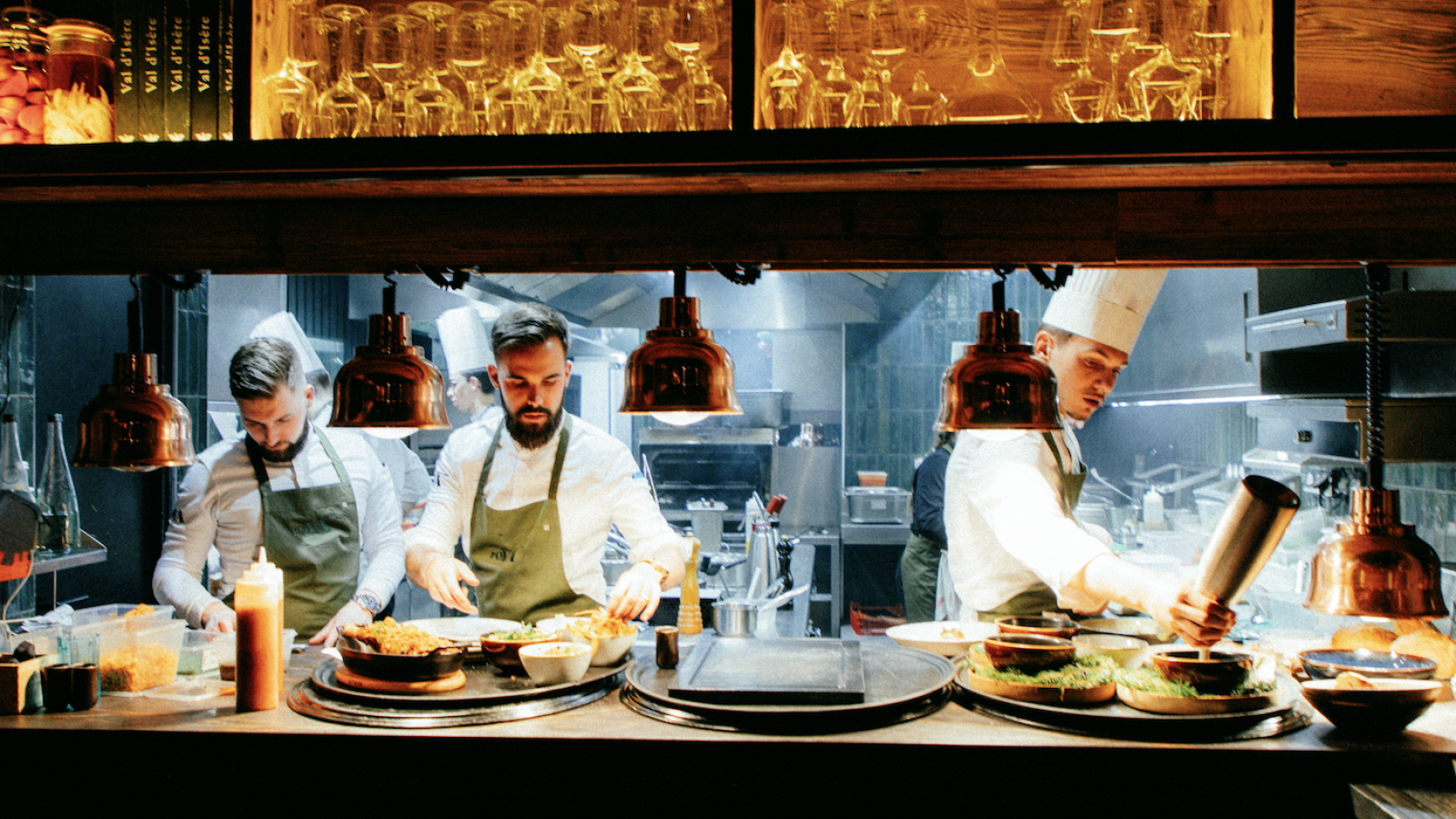 Chef Anthony Vial et sa brigade - Restaurant Poya Val d'Isère