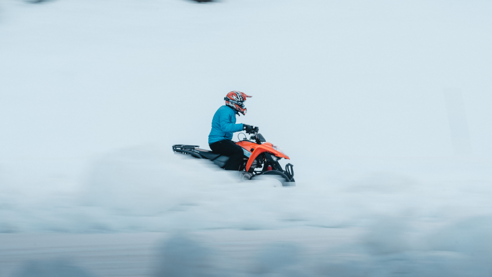 Quad sur le circuit de glace