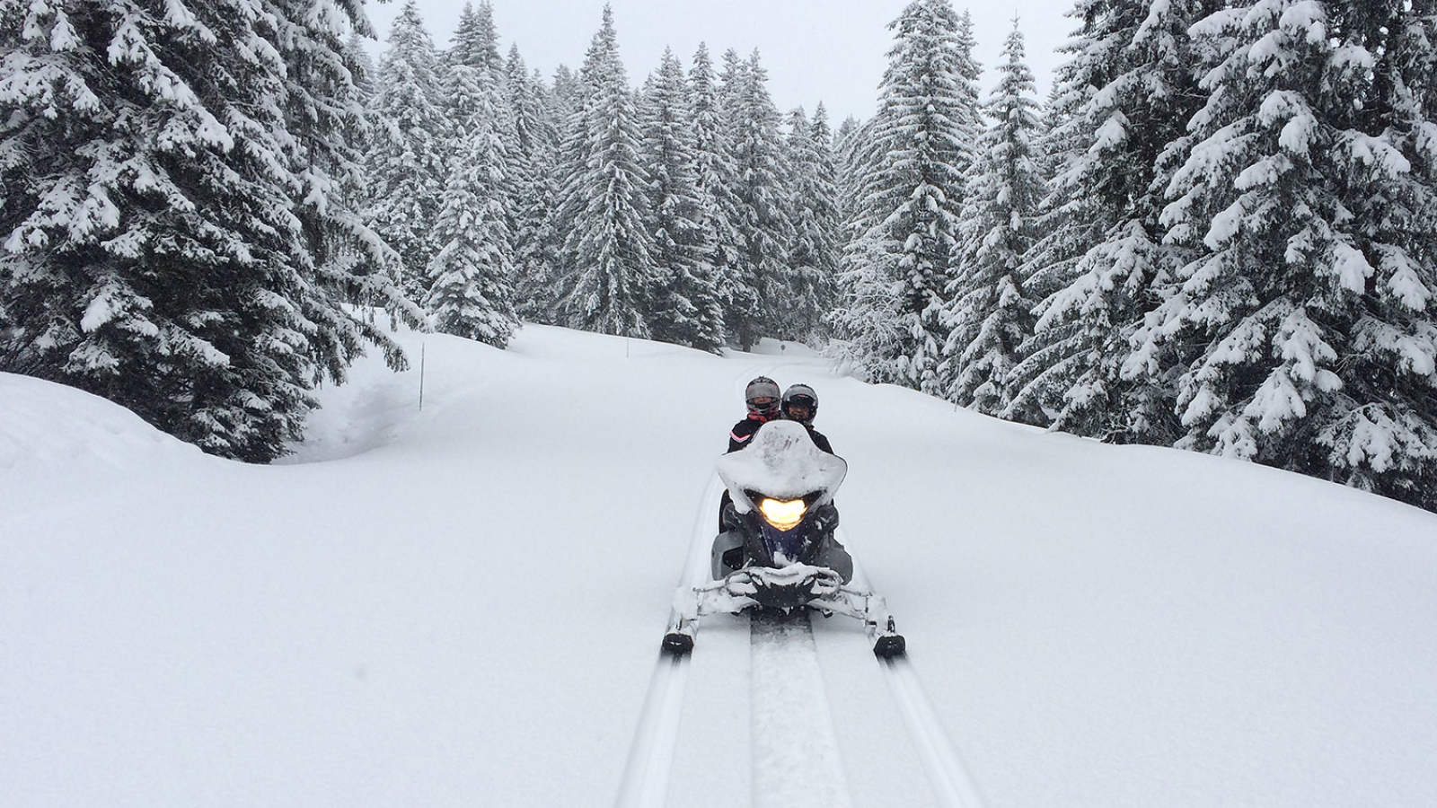 Scooter des Neige Avoscoot Morzine