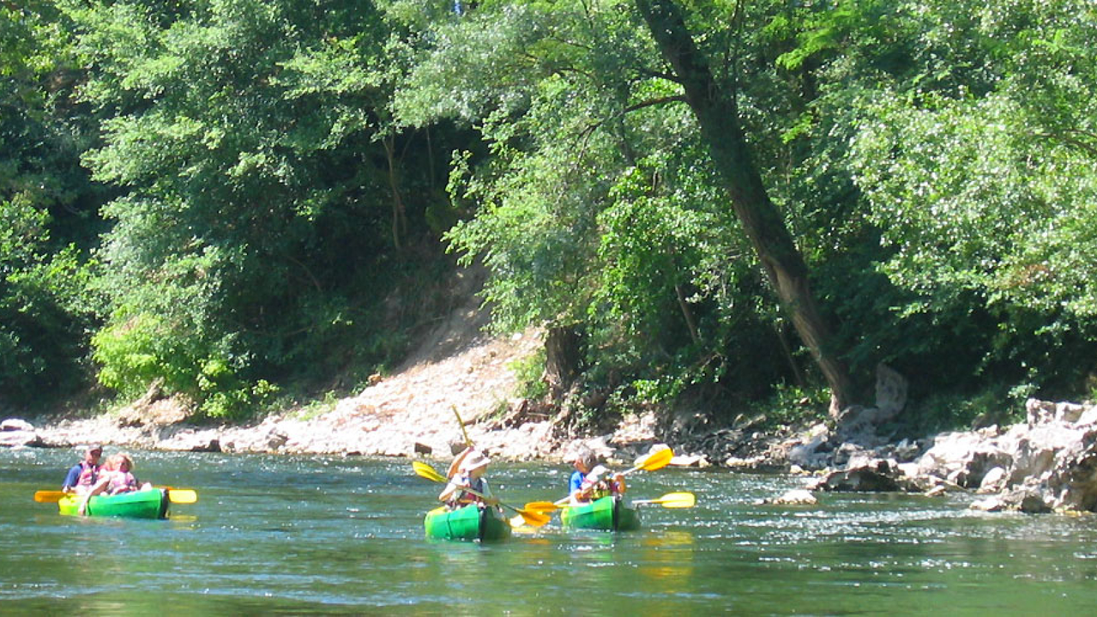 Descente de l'Ardèche en canoës