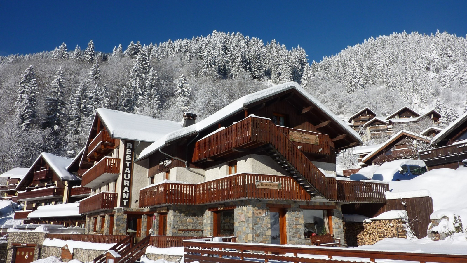 Hotel les Glières façade sud