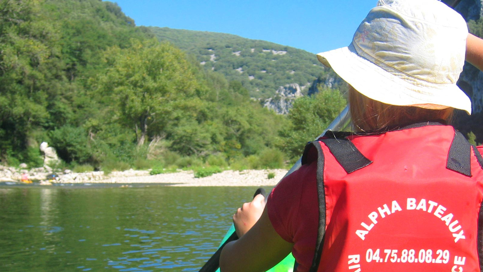 Descente de l'Ardèche en canoës