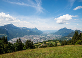 Vue de la vallée depuis le plateau d'Agy