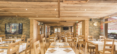 Salle de restaurant Bois Joly