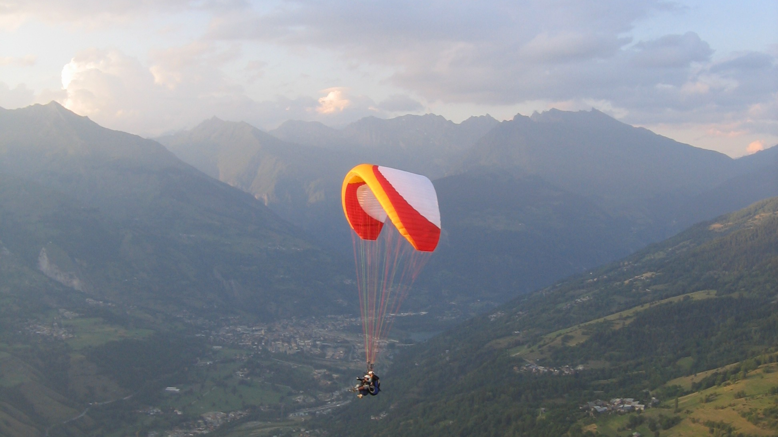 Paragliding