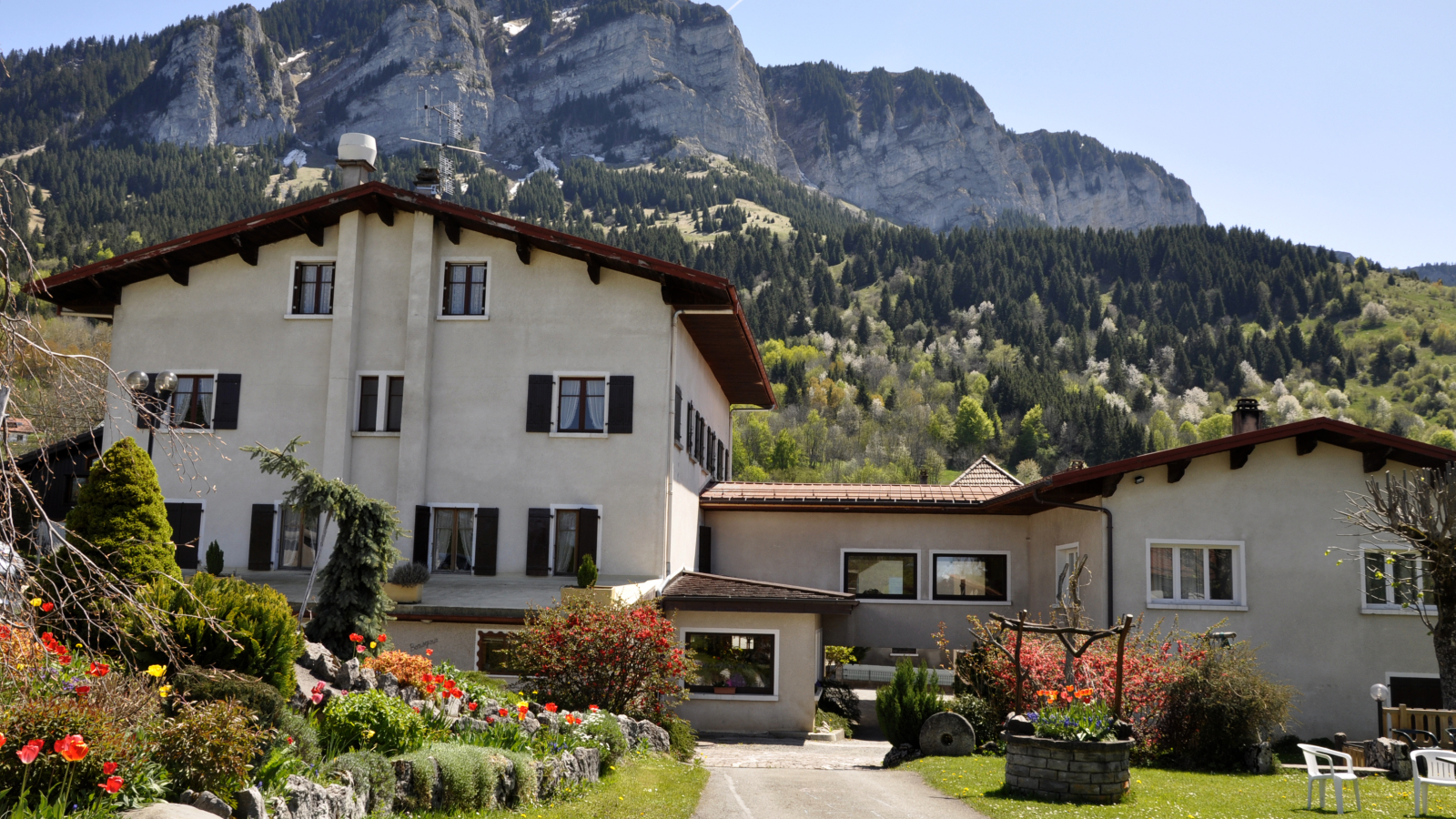 Façade extérieure en été