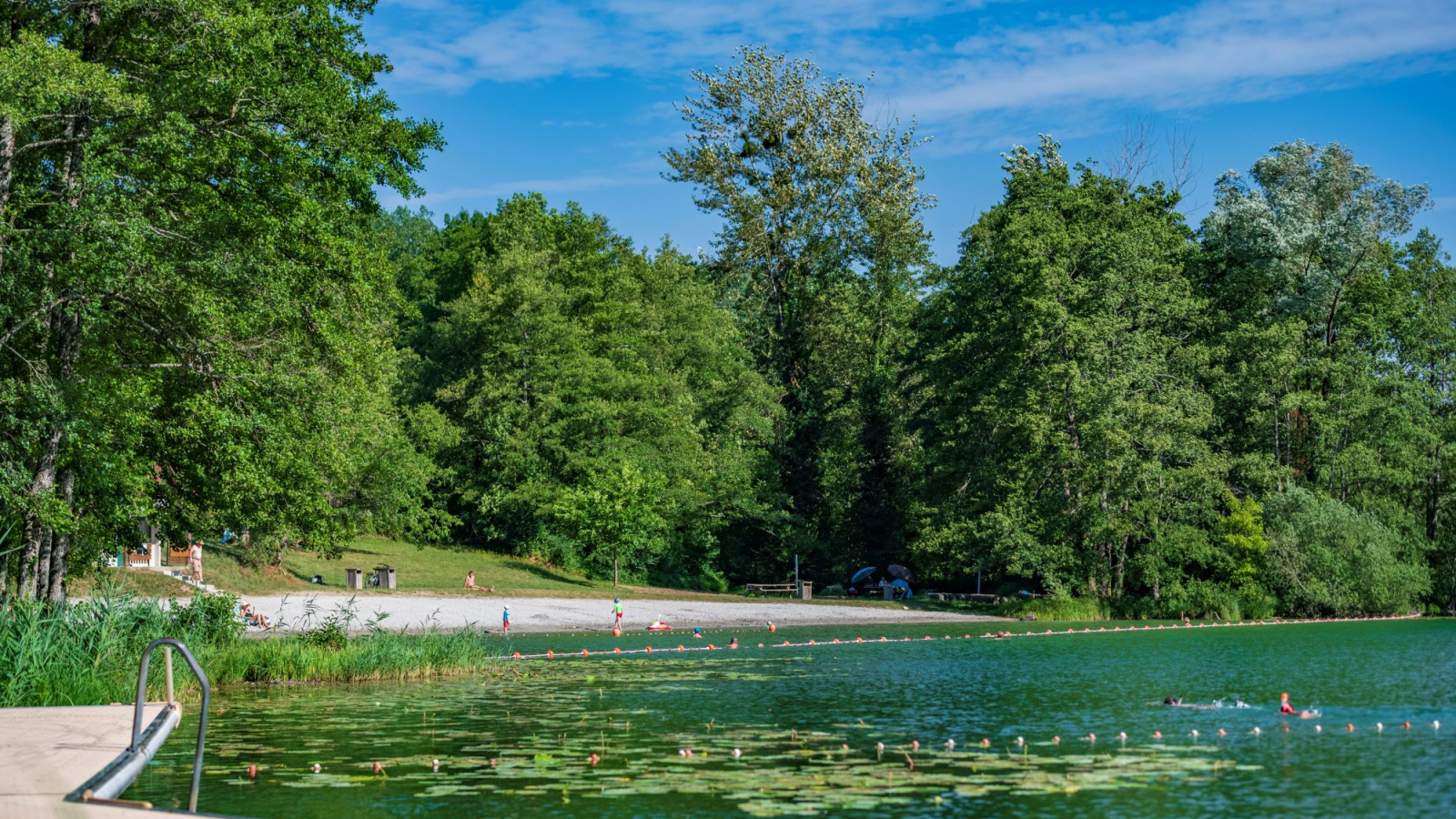 Ponton de pêche et baignade