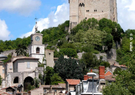 Tours et détours au pied de la tour