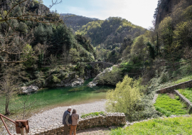 Thueyts - Pont du diable en amoureux ©sourcesetvolcans