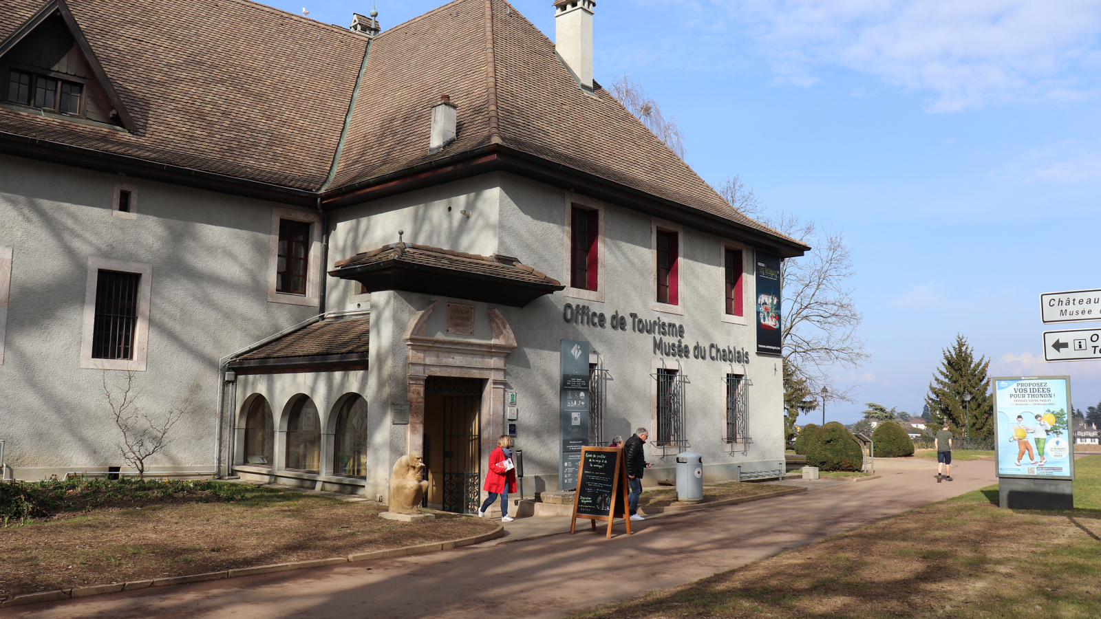 Vue extérieur du château de Sonnaz