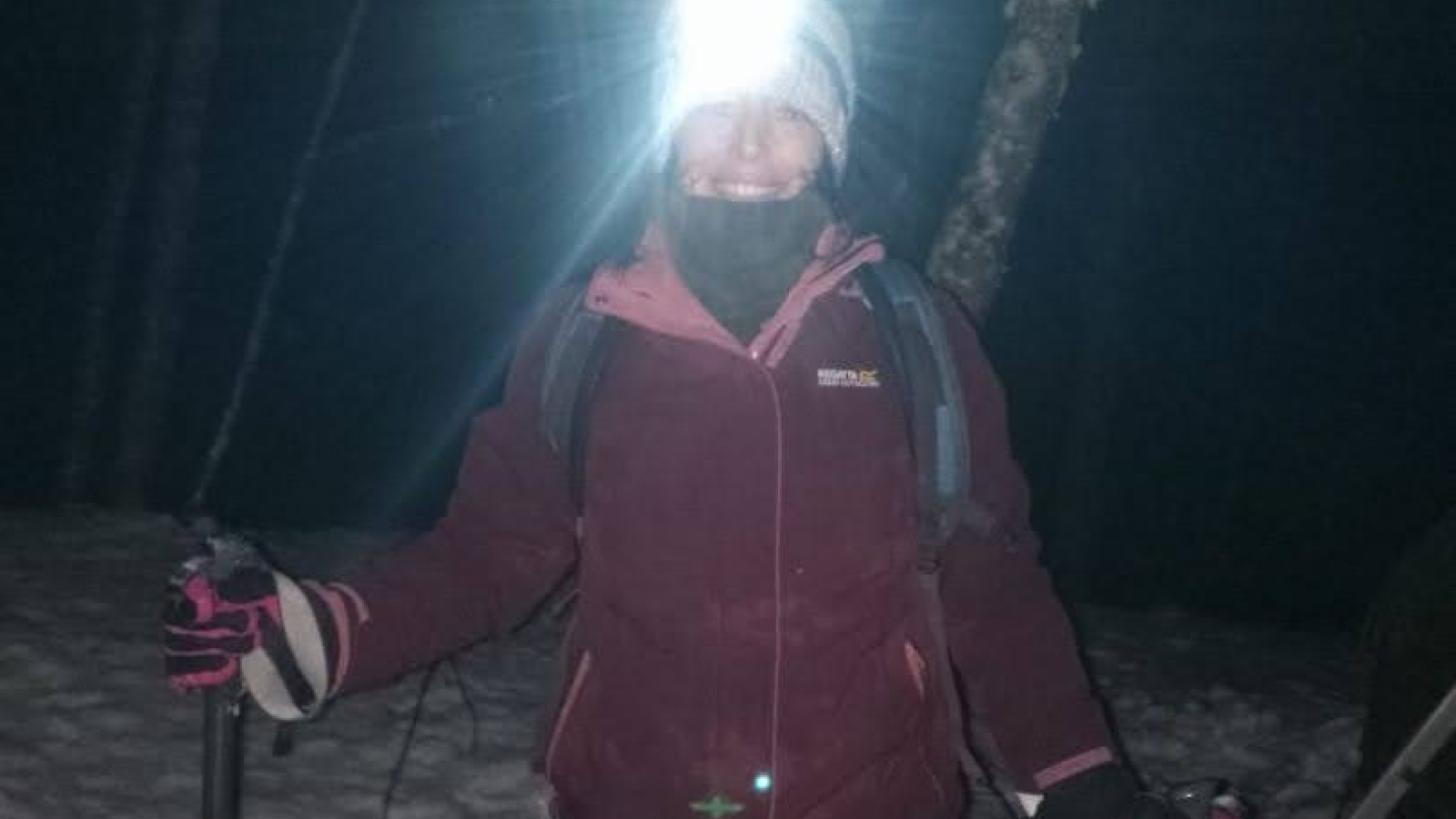 Night snowshoe hikes