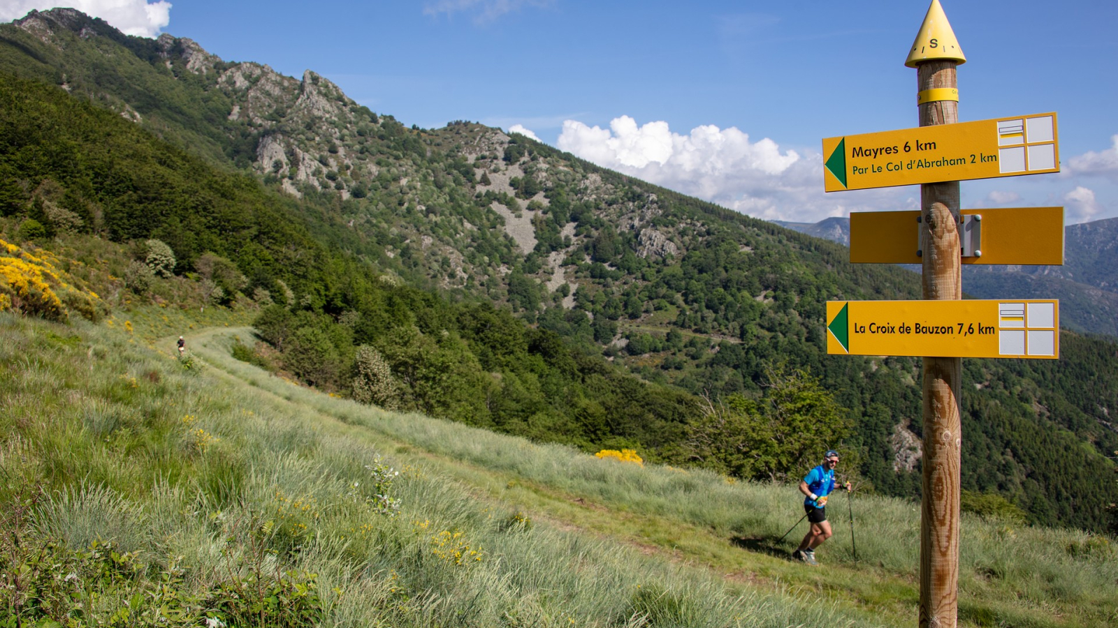 Thueyts - Trail de la chaussée des géants, les trois vallées ©sourcesetvolcans