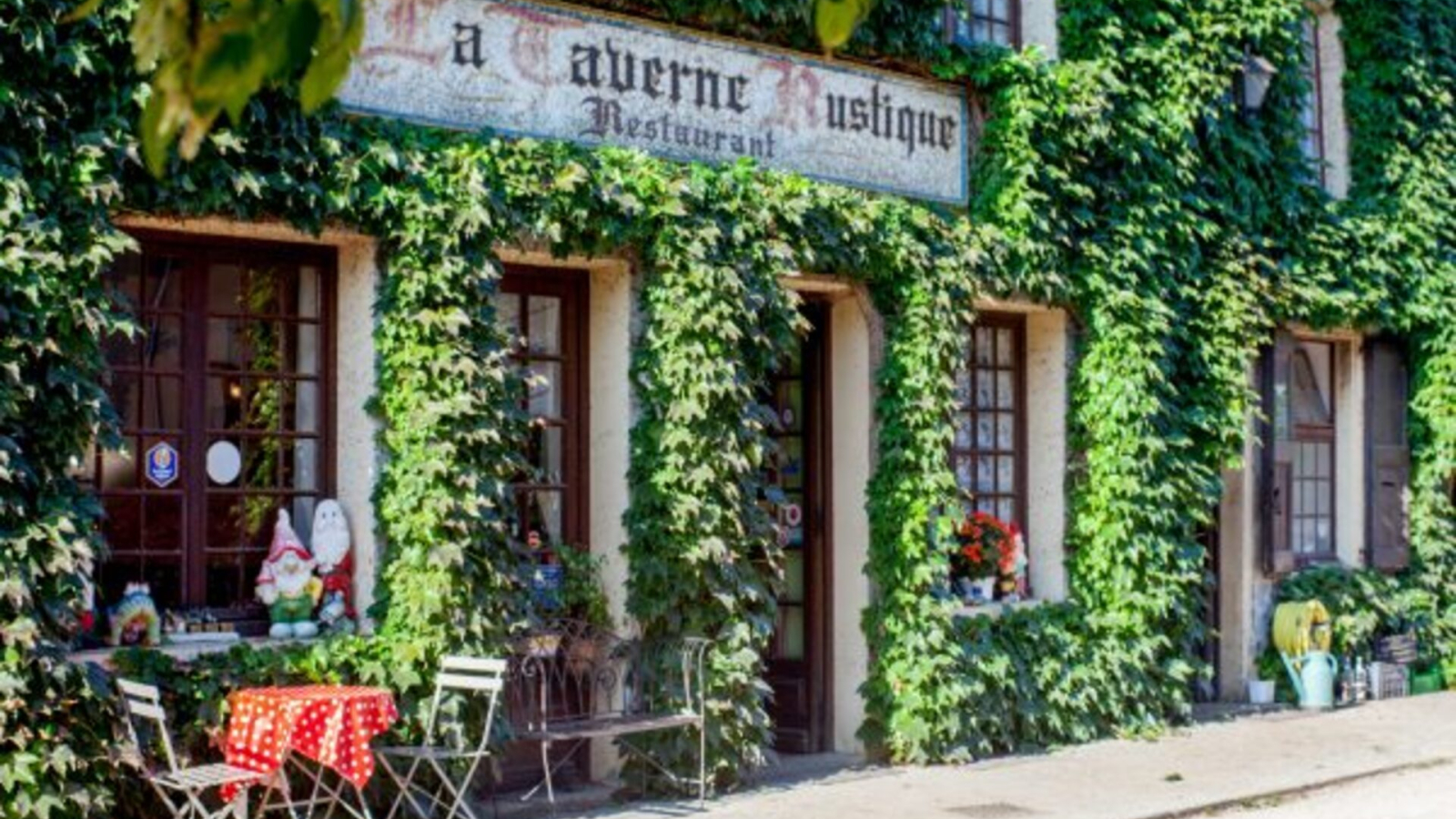 La Taverne Rustique - Saint-Chef - Balcons du Dauphiné - Nord-Isère - à moins d'une heure de Lyon