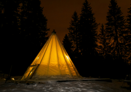 Tipi et soirée trappeur