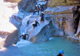 Canyoning with the Savoie Maurienne Guides office