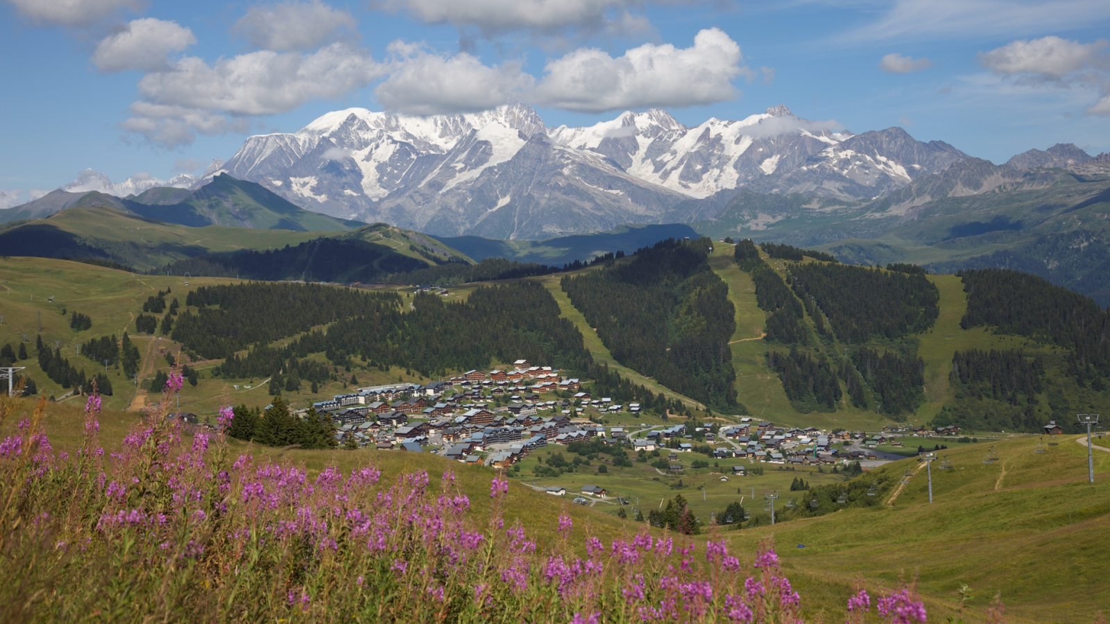 Les Saisies resort with the Mont Blanc in background