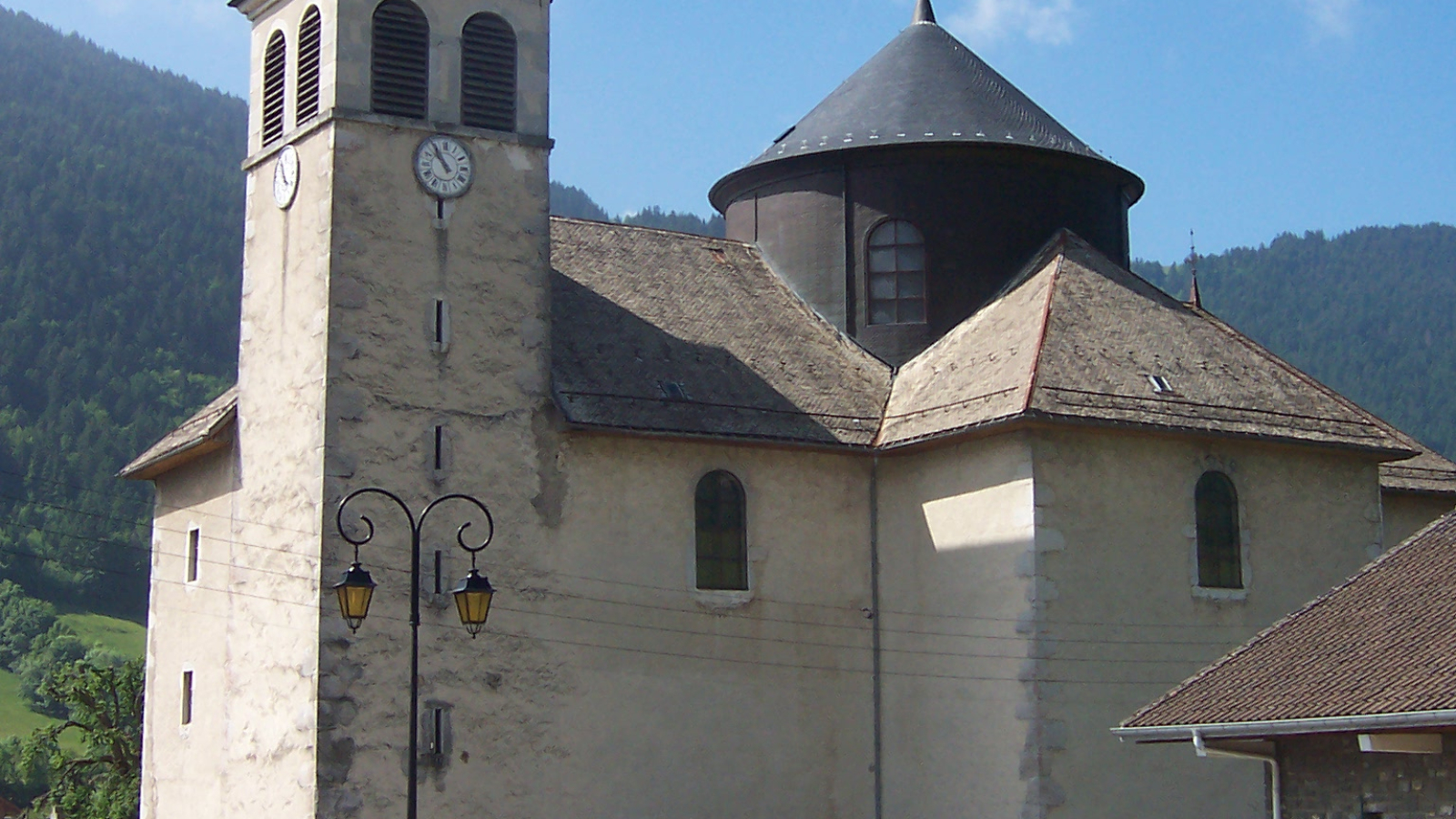 Saint-Ours church