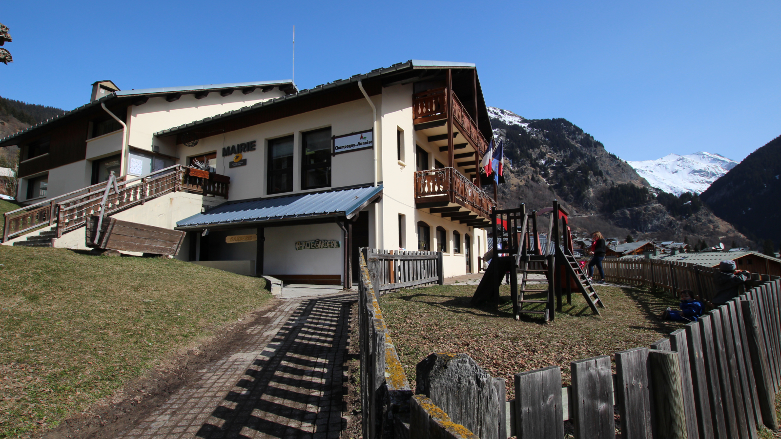 Mairie de Champagny