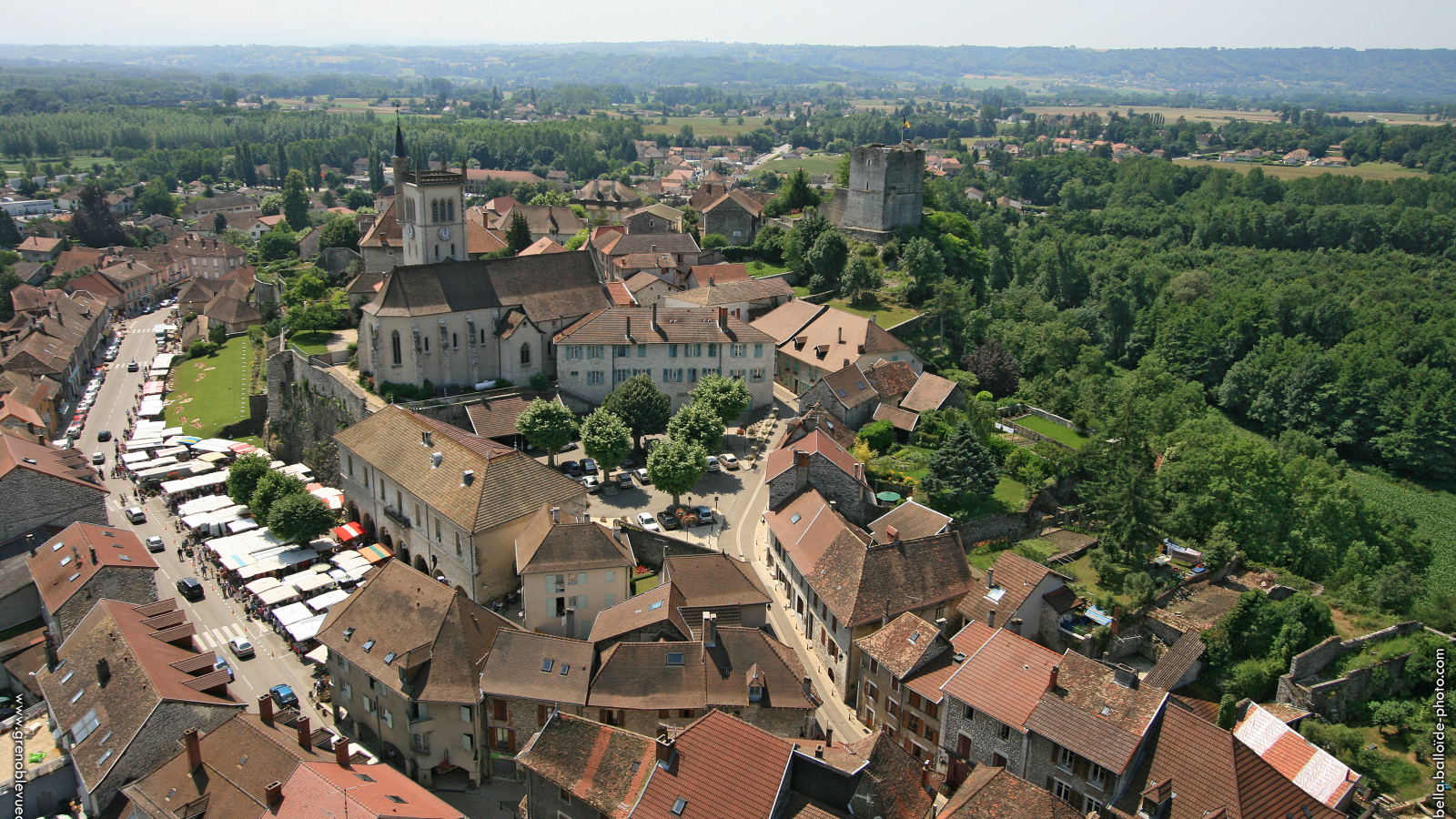 Quartier historique de Morestel, cité des peintres - Balcons du Dauphiné - Nord-Isère - à moins d'une heure de Lyon