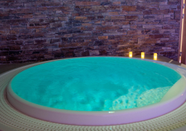 bassin à bulle jacuzzi