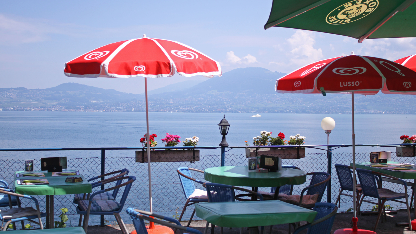 Terrasse sur le lac