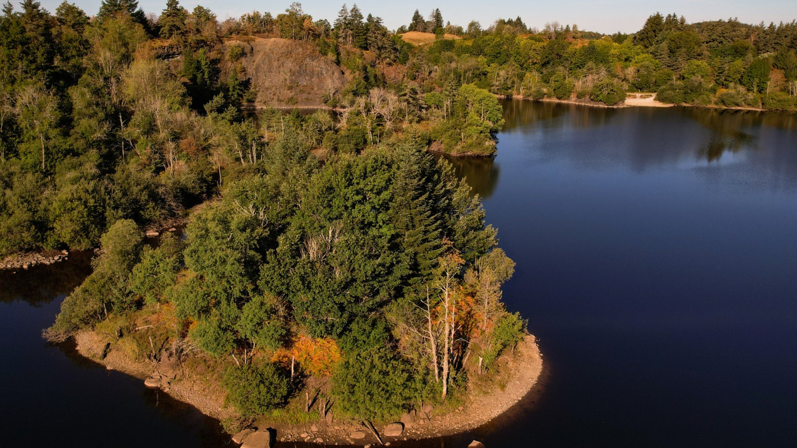 Lac de Lastioulles_Trémouille