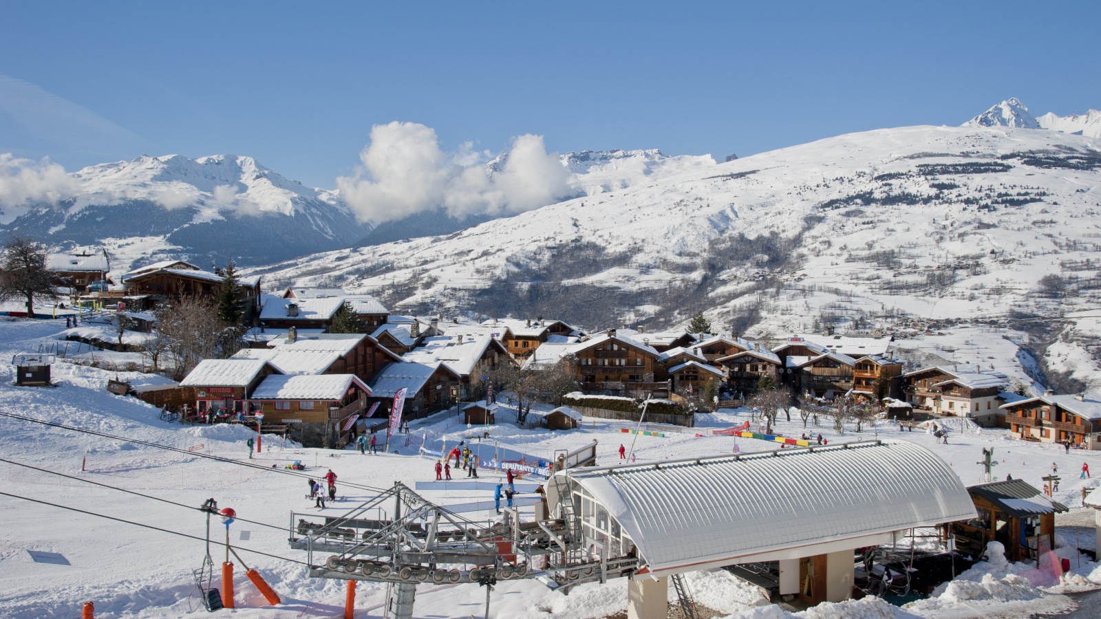 Children's ski garden and Montchavin chairlift at the bottom of the slopes