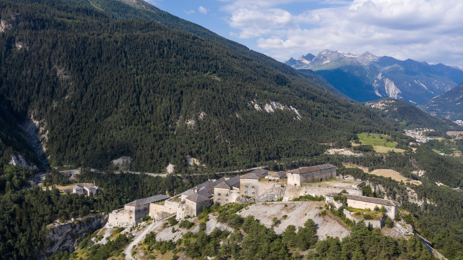 General summer view of the forts