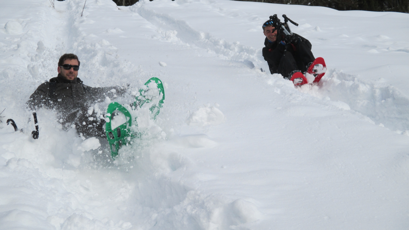 Game time during the snowshoe outing