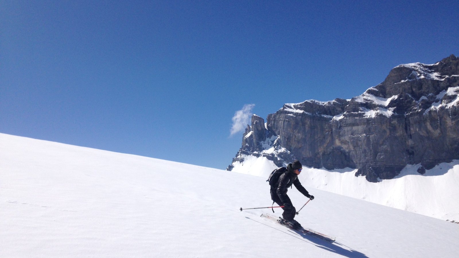 Skiing down from bostan