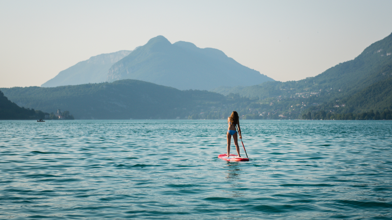 SUP on lake Annecy