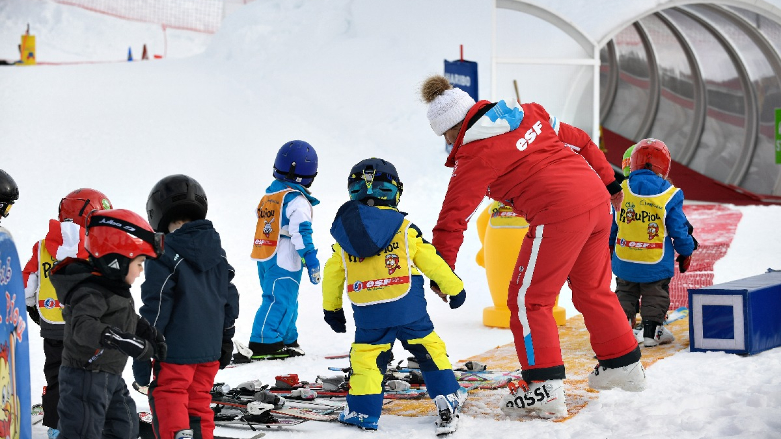 ESF collective ski lesson picture