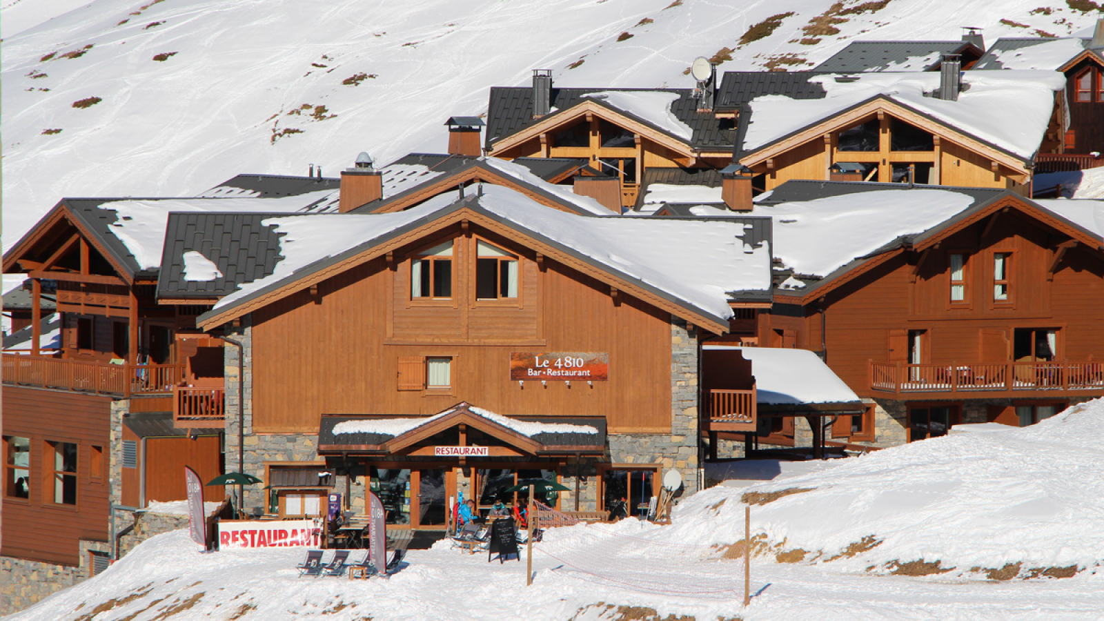 Le 4810 vu depuis les pistes