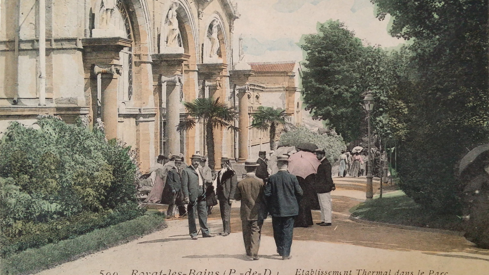 Façade des  Thermes de Royat, carte postale ancienne