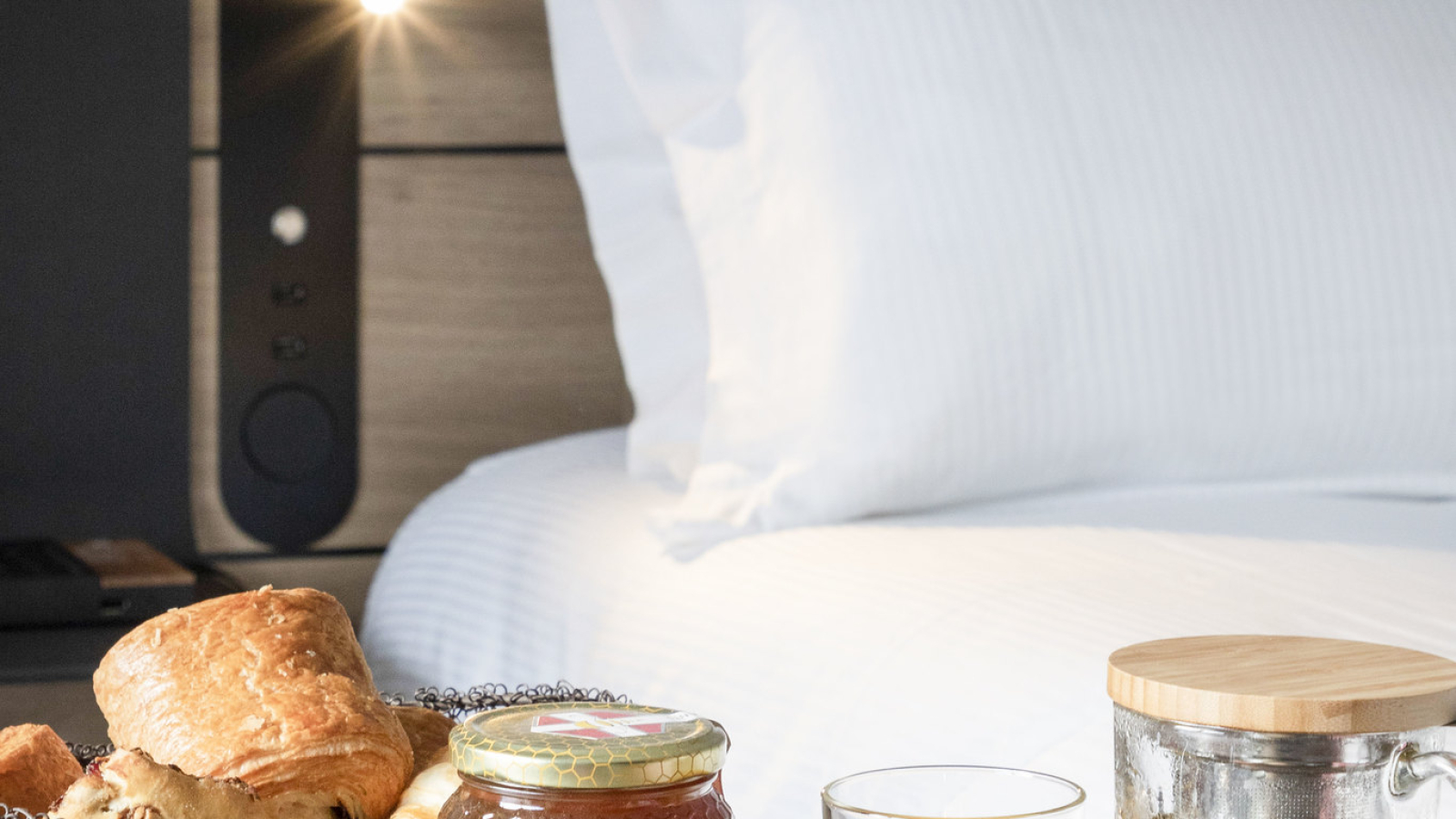Breakfast in room