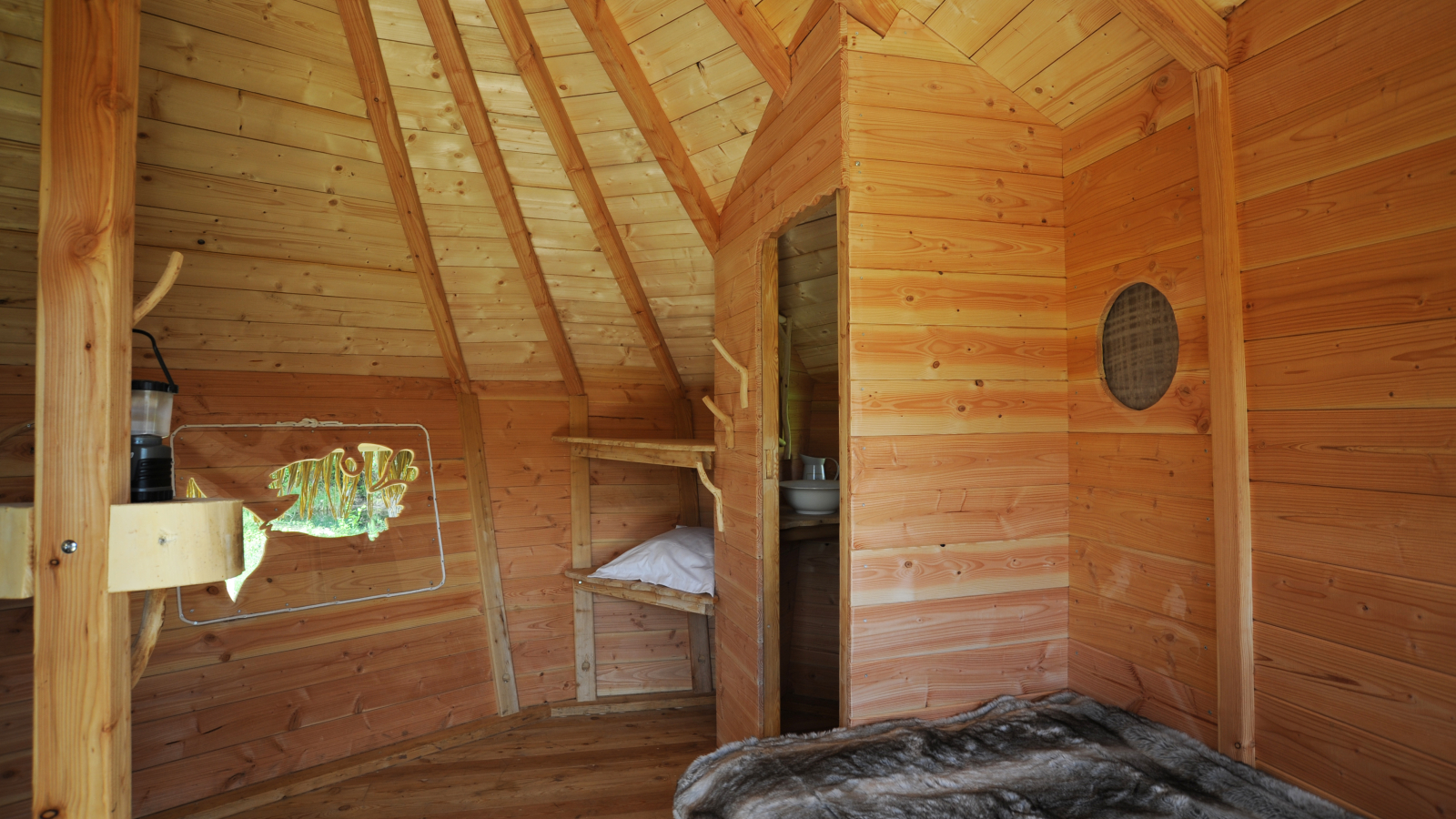 Cabane dans les arbres - Domaine de Suzel