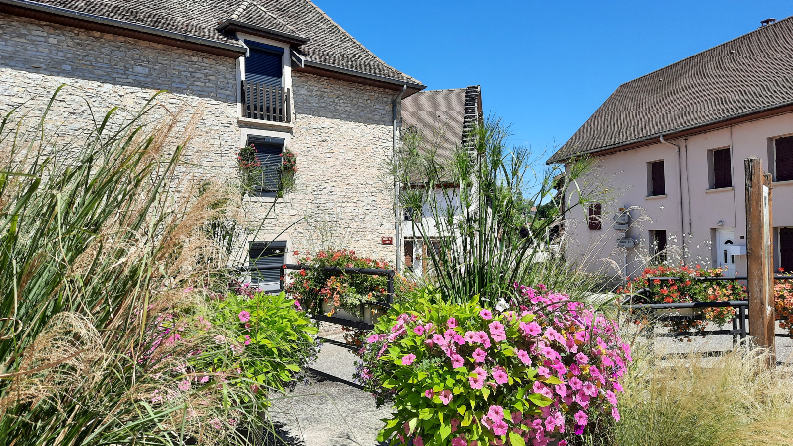 Creys-Mépieu - Balcons du Dauphiné - Nord-Isère - à moins d'une heure de Lyon