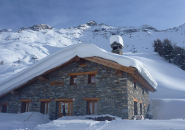 La façade en hiver