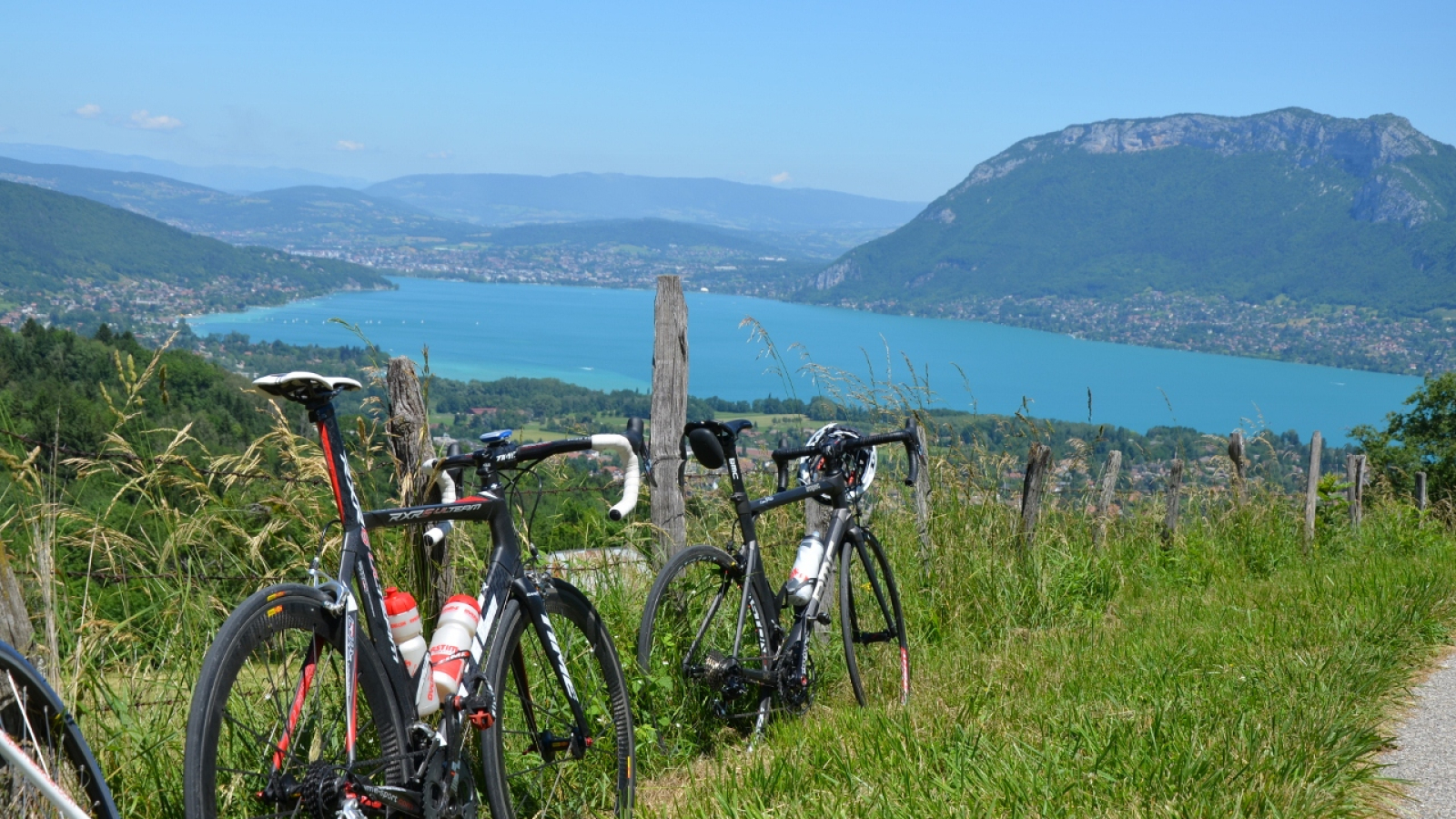 Aravis bike Tour - Parcours à la journée, accompagné avec ravitaillement