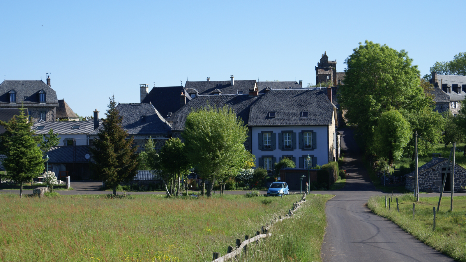 Le village de Gourdièges