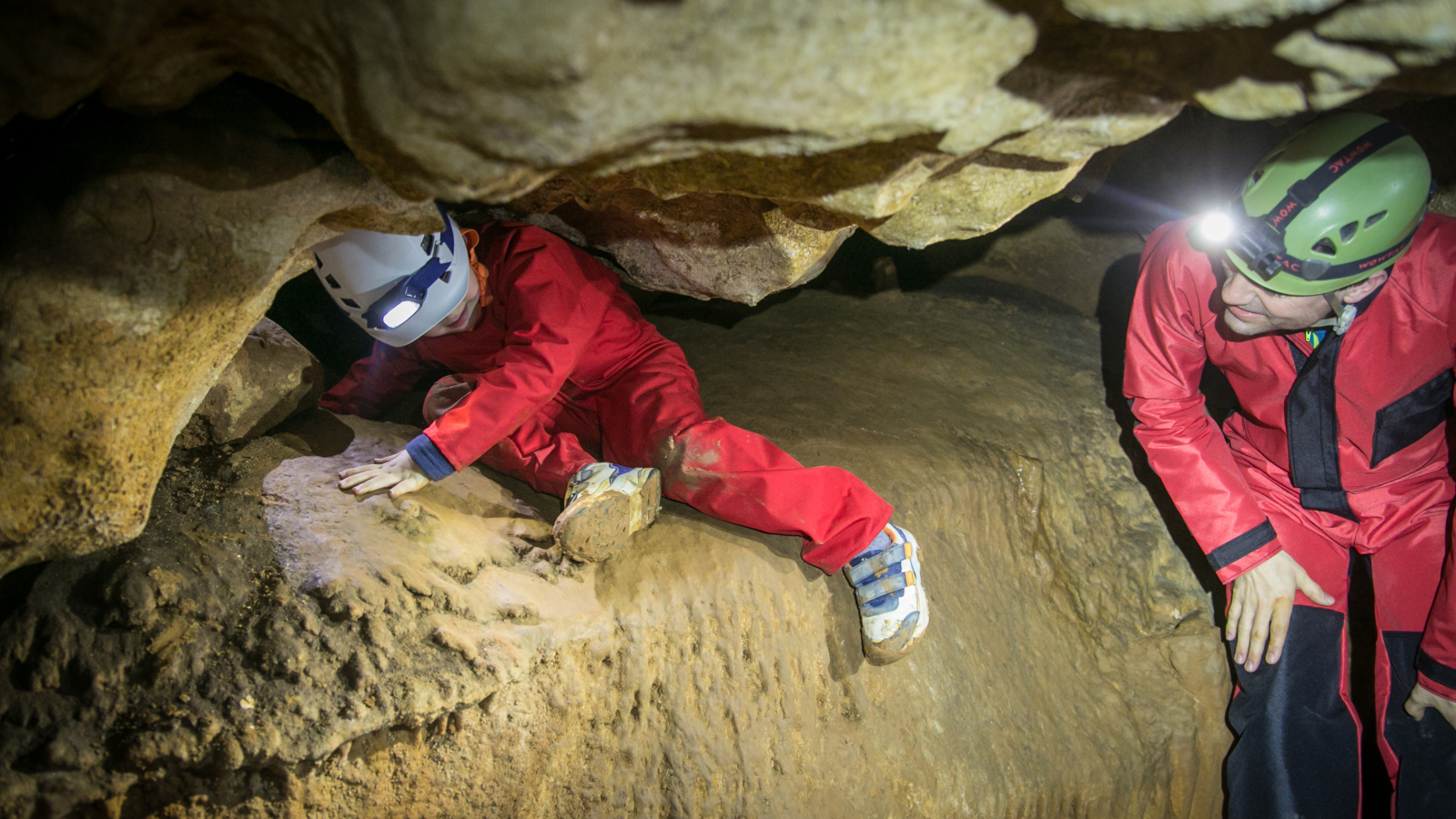 Spéléologie, découvrez l'Aventure en Famille à la Grotte Saint-Marcel