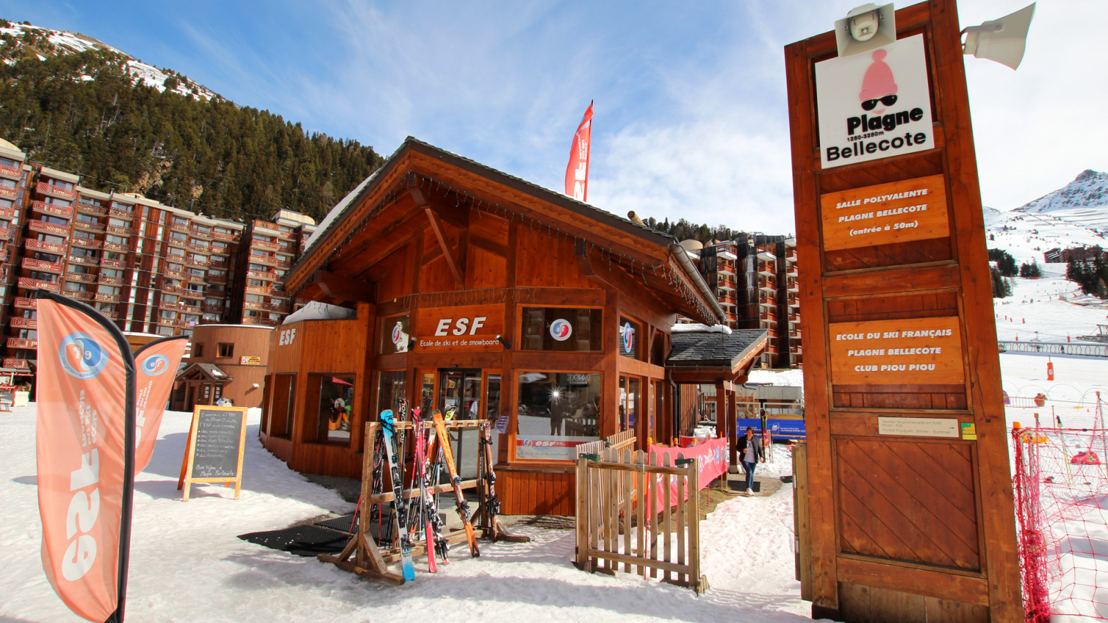 Bureaux ESF en hiver à Plagne Bellecôte