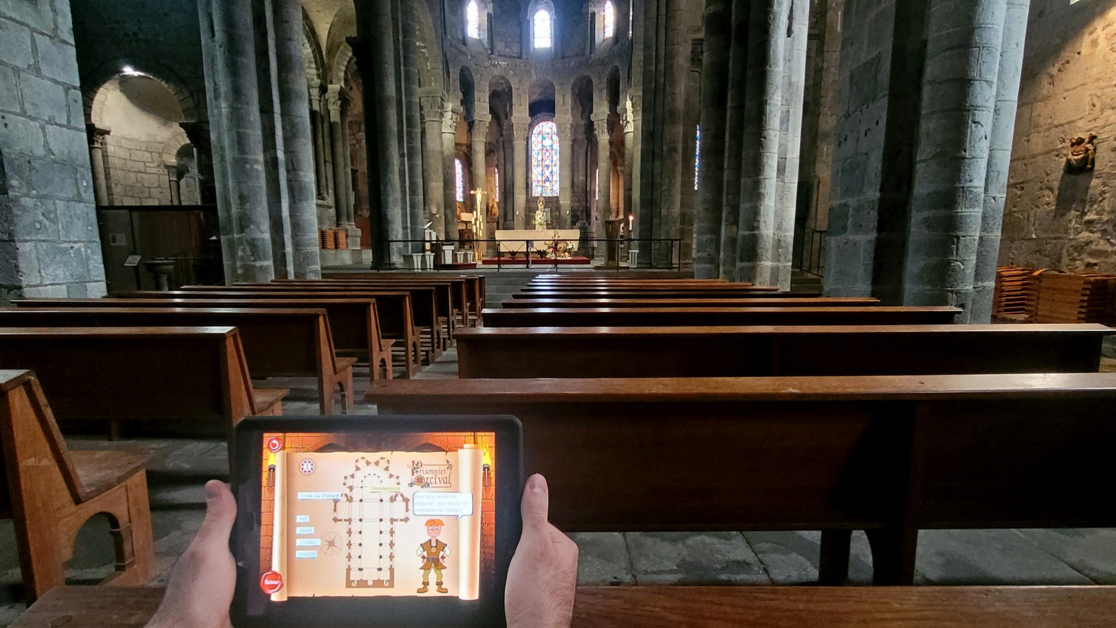 visite virtuelle de la basilique ND d'Orcival