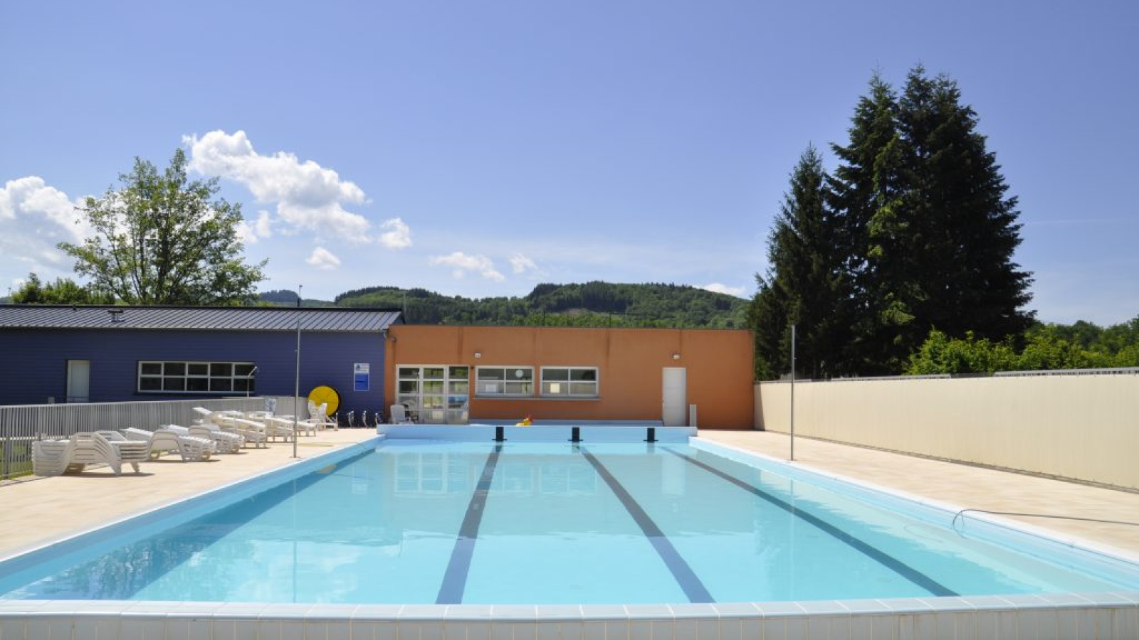 Piscine du Mayet-de-Montagne