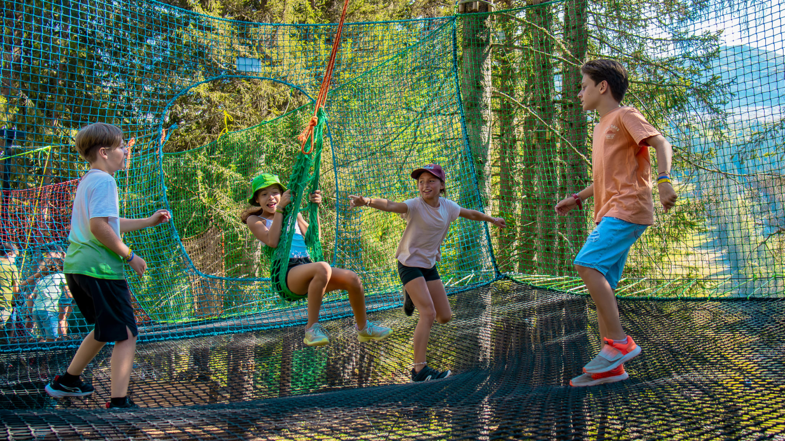 Group of children playing in the last section of the accro-fun