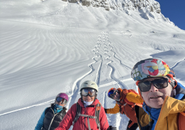 Guided off-piste outing in powder snow