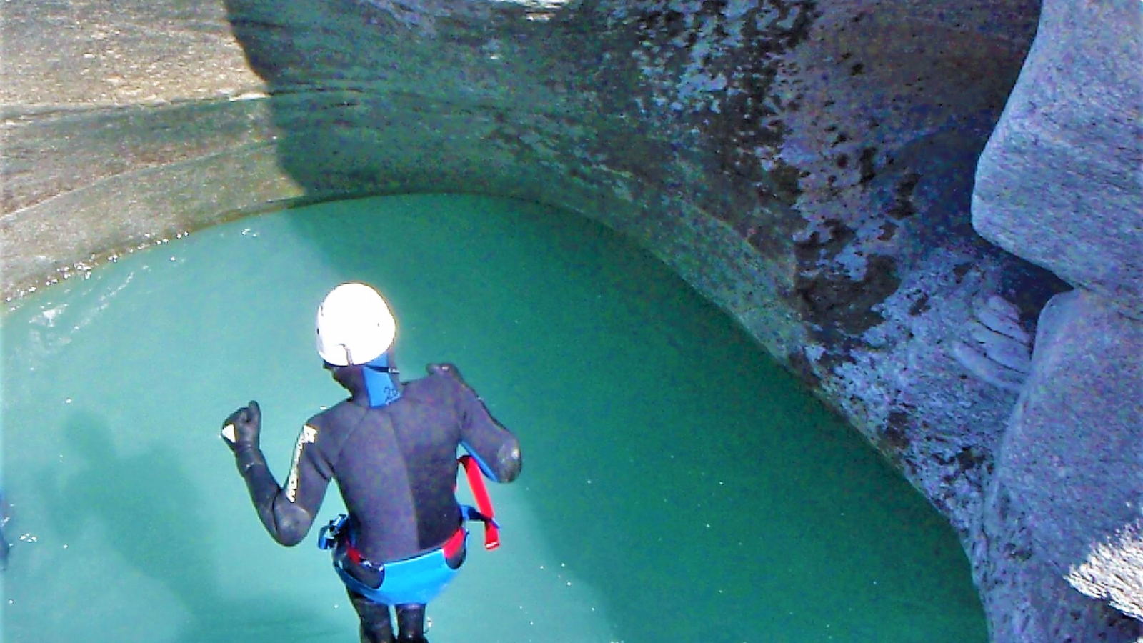 Canyoning avec le bureau des Guides Savoie Maurienne