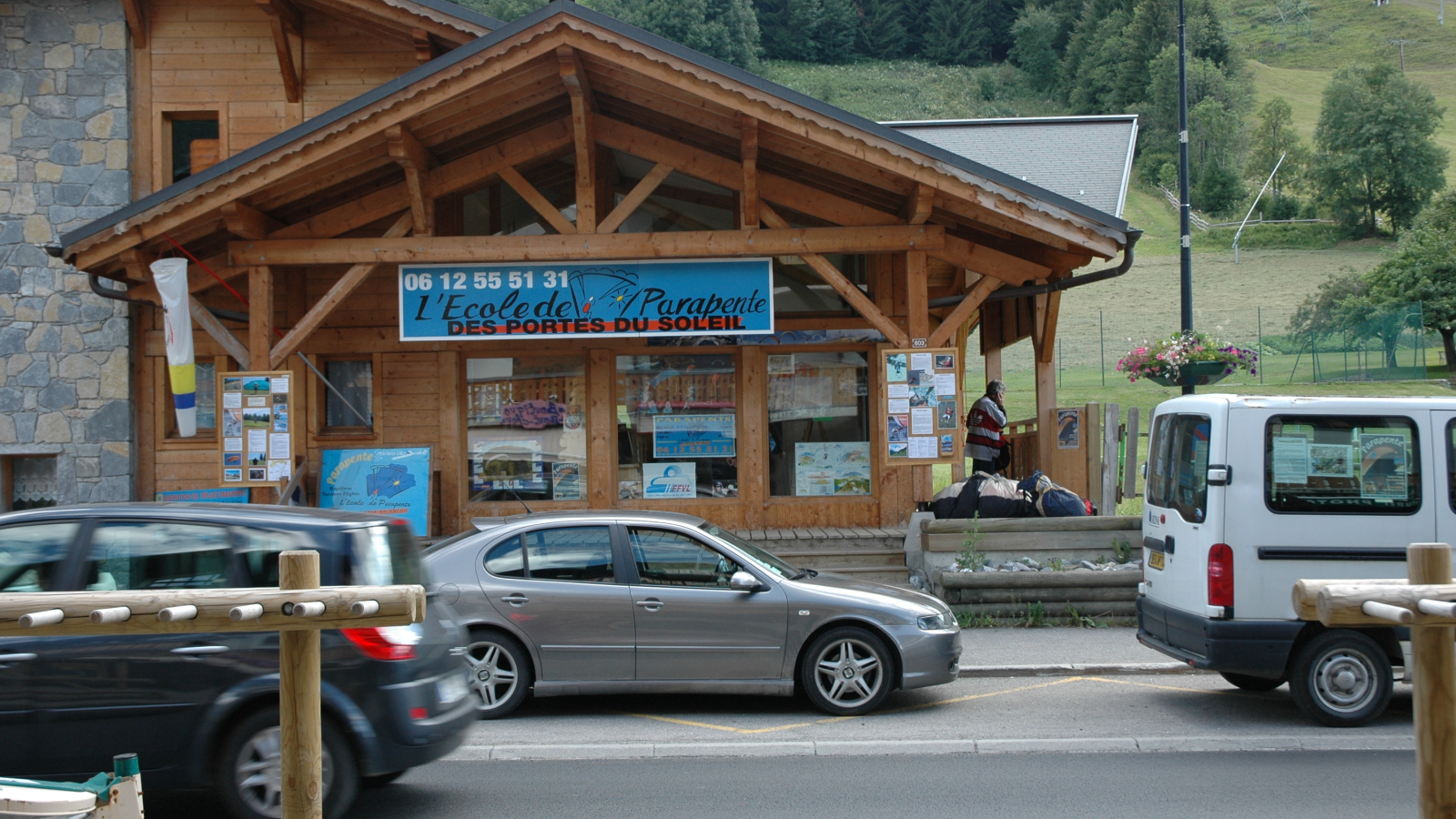 ABC Paragliding and Speedriding professional School of Portes du Soleil