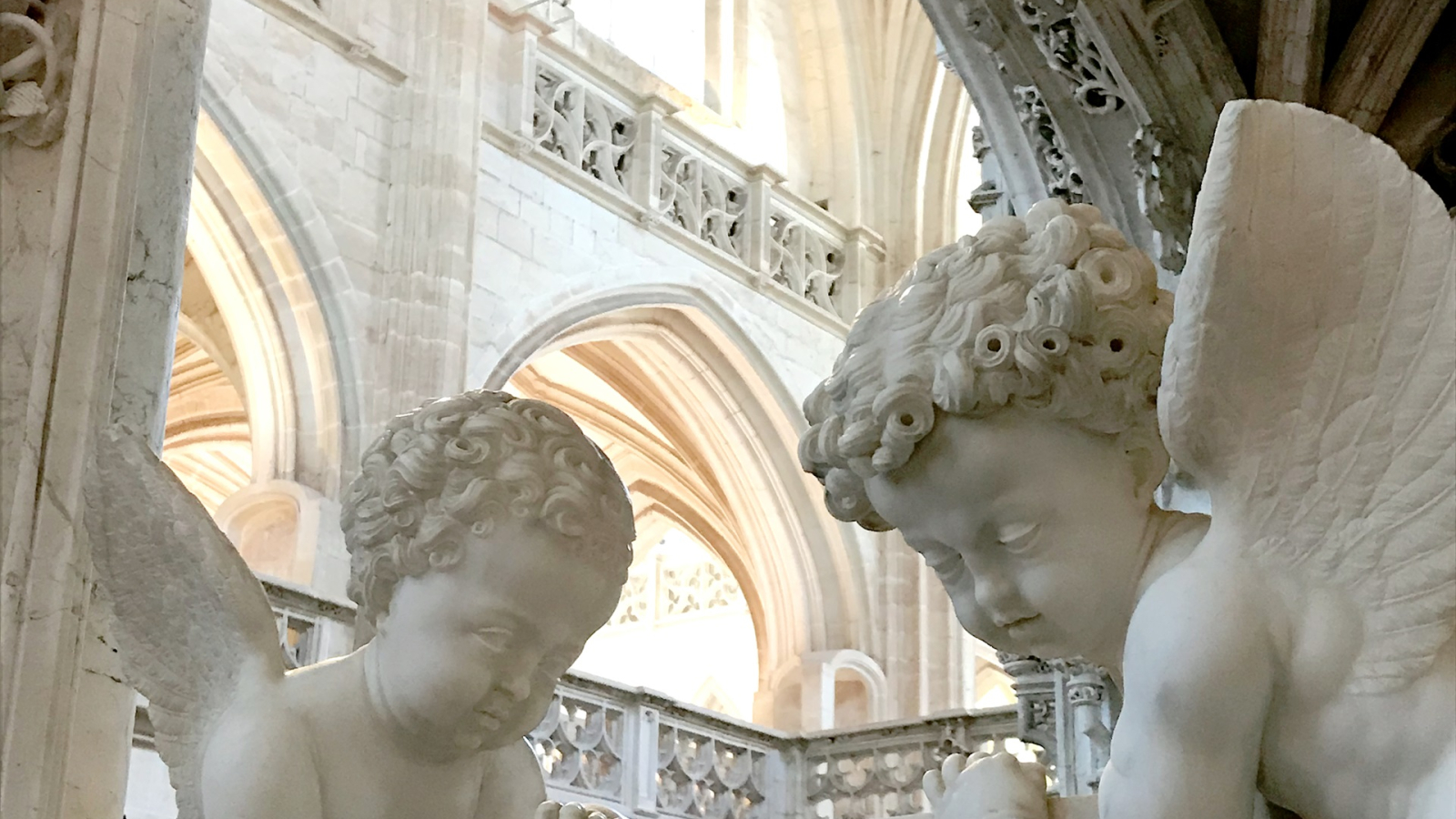 Détail angelots dans l'Eglise de Brou à Bourg-en-Bresse