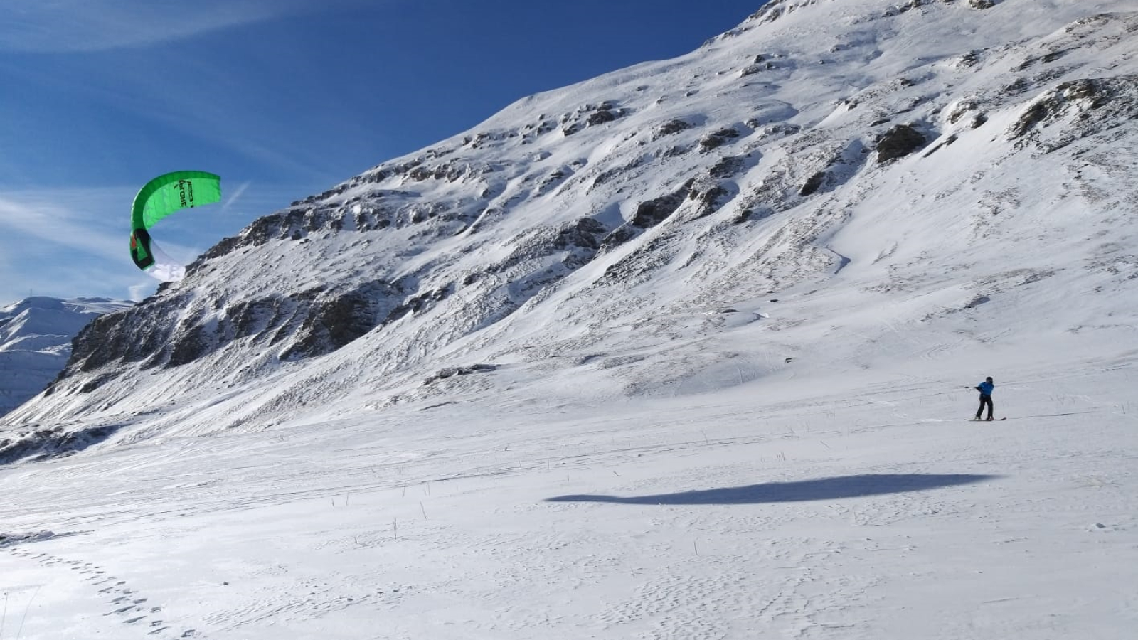 Snowkite avec Ecole de ski 'Loisirs & Glisse pour tous'